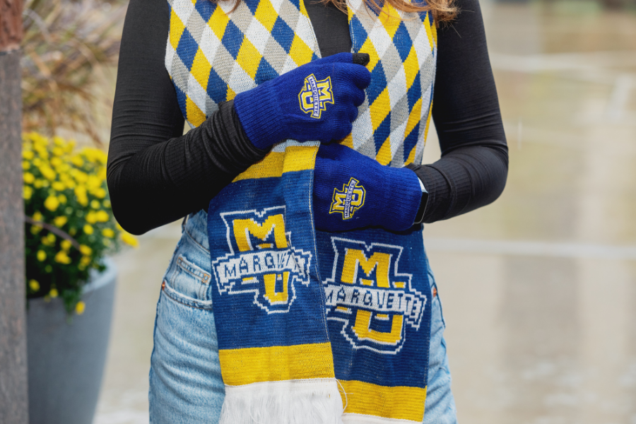 Click here to get your Marquette winter scarf.